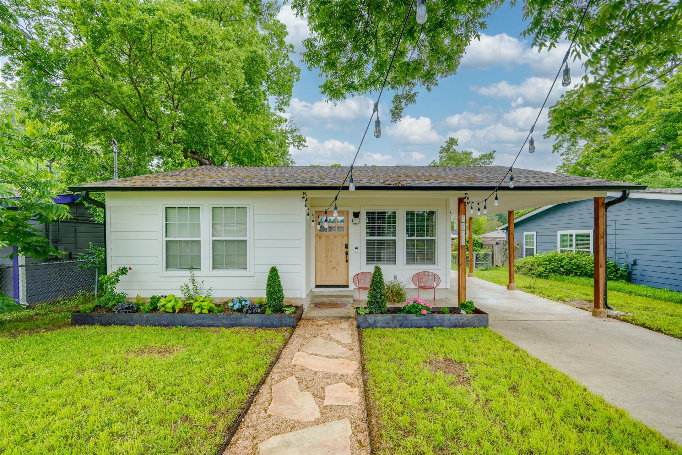 3301 Bengston Street Austin, TX 78702 - Photo 1 of 34