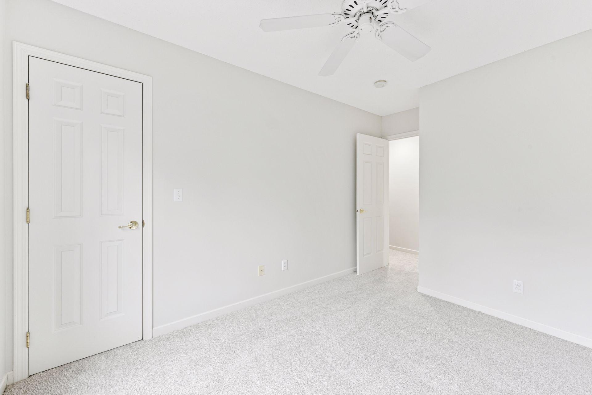 204 Central Avenue South Wayzata, MN 55391 - Photo 21 of 34