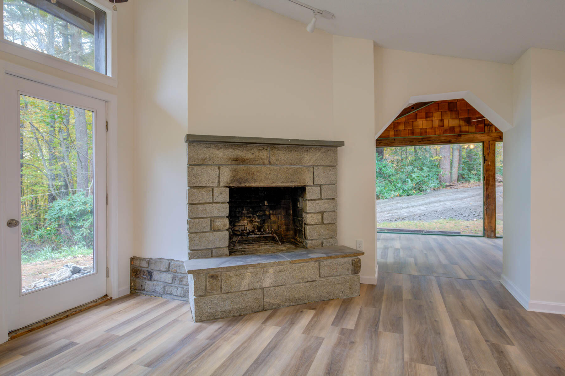 65 Park Road Windham, ME 04062 - Photo 8 of 31 pic-8