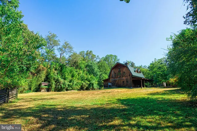 a view of house with outdoor space