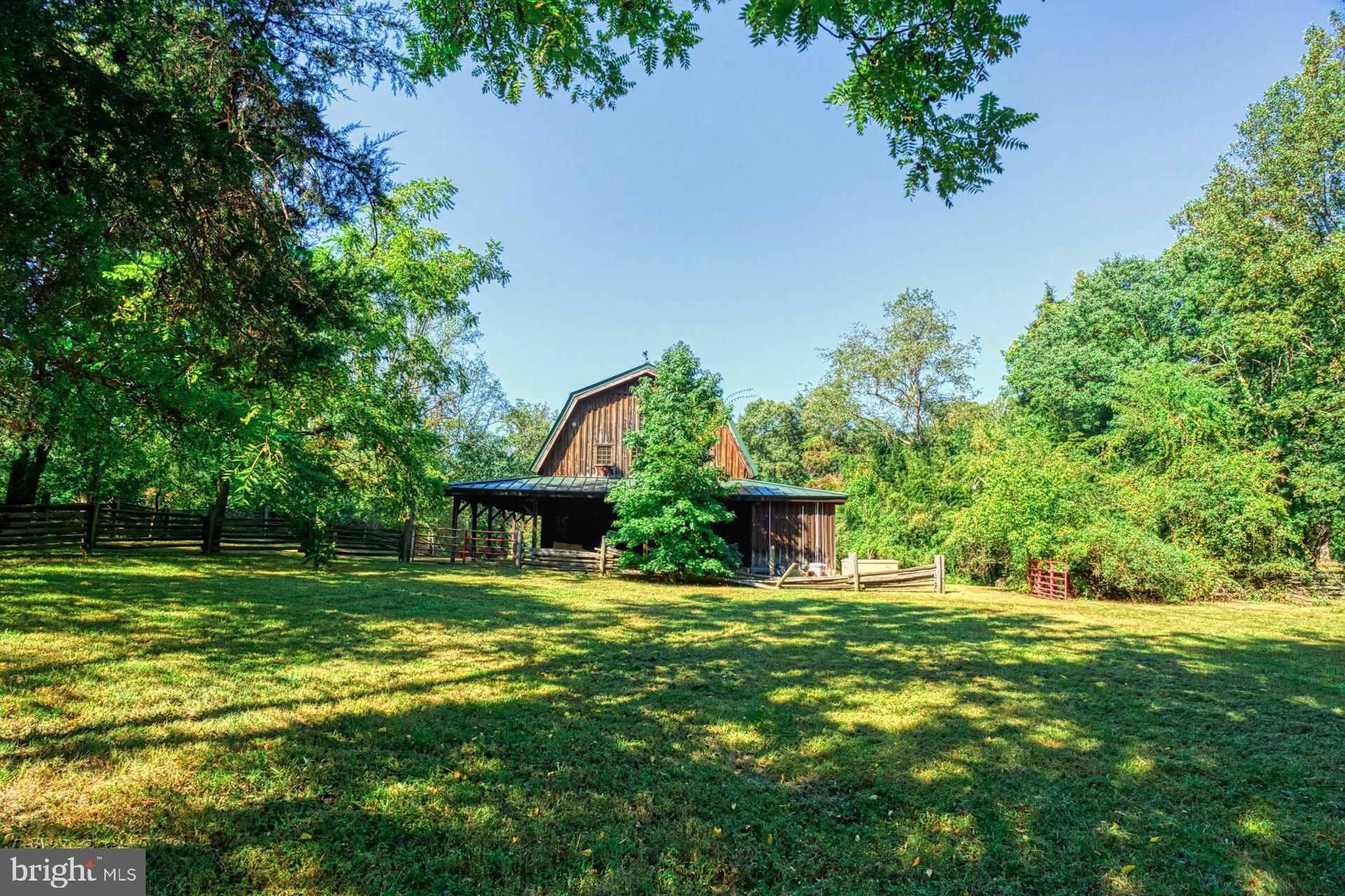 5250 Winfield Road Fairfax, VA 22030 - Photo 8 of 57 a view of a house with a big yard