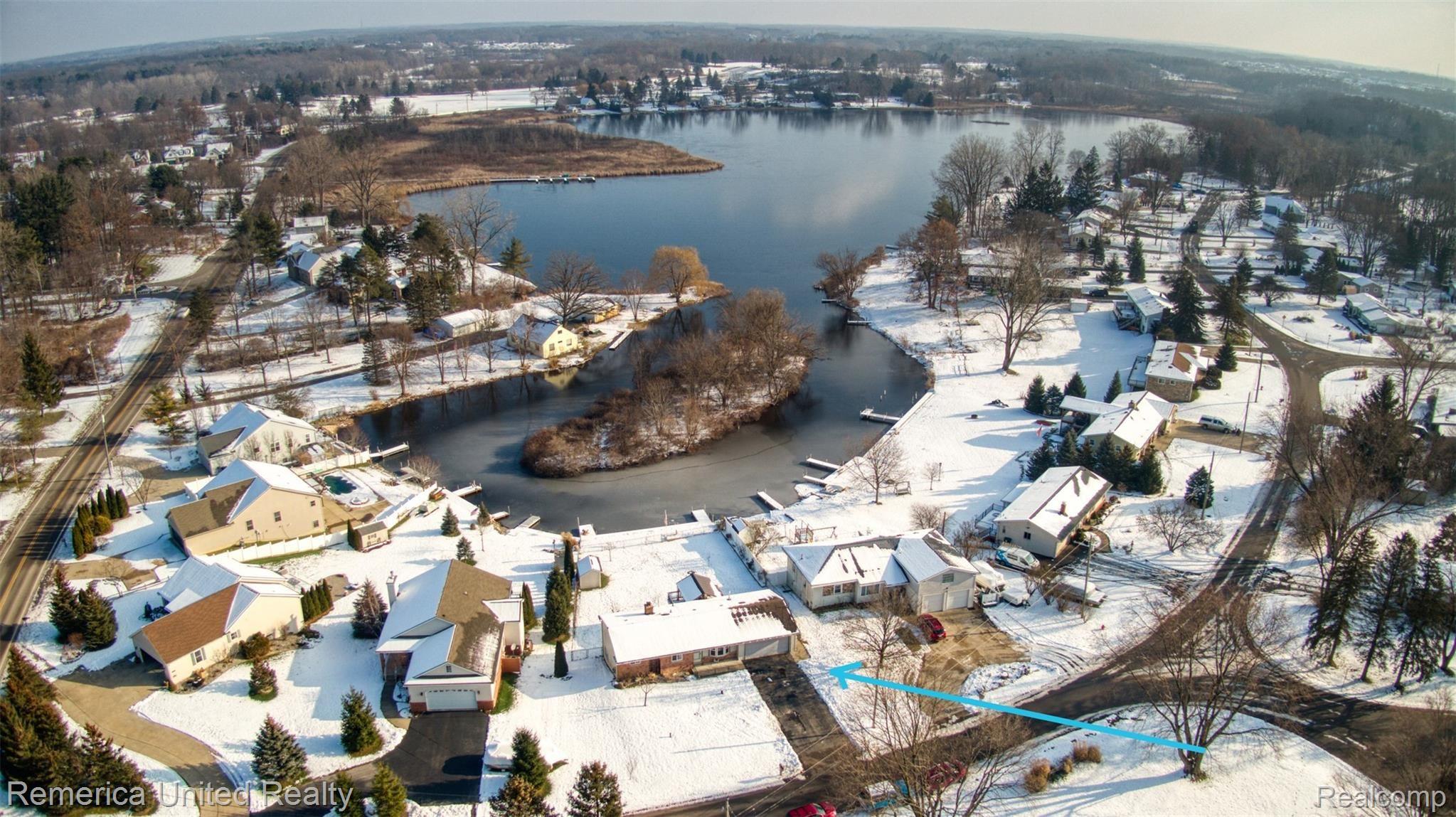 2631 Earl Lake Road Howell, MI 48843 - Photo 6 of 54 DJI_0941_12.jpg