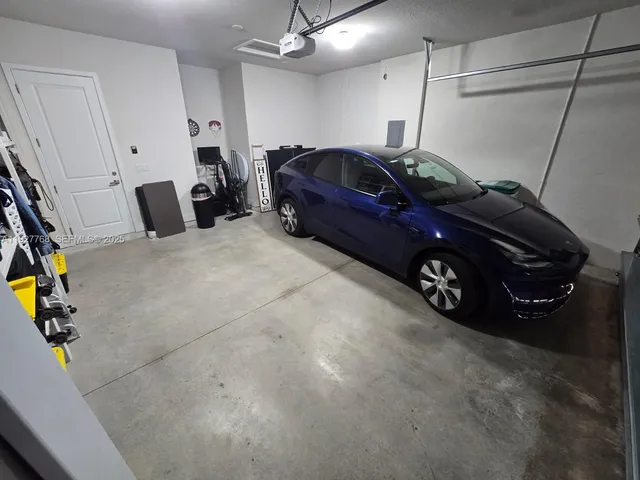 $989,000 | 7959 Liberty Way, Parkland, FL 33067