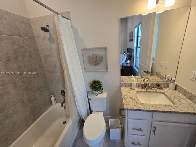 $989,000 | 7959 Liberty Way, Parkland, FL 33067