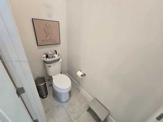 $989,000 | 7959 Liberty Way, Parkland, FL 33067