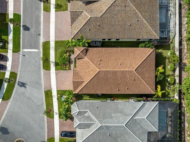 $989,000 | 7959 Liberty Way, Parkland, FL 33067