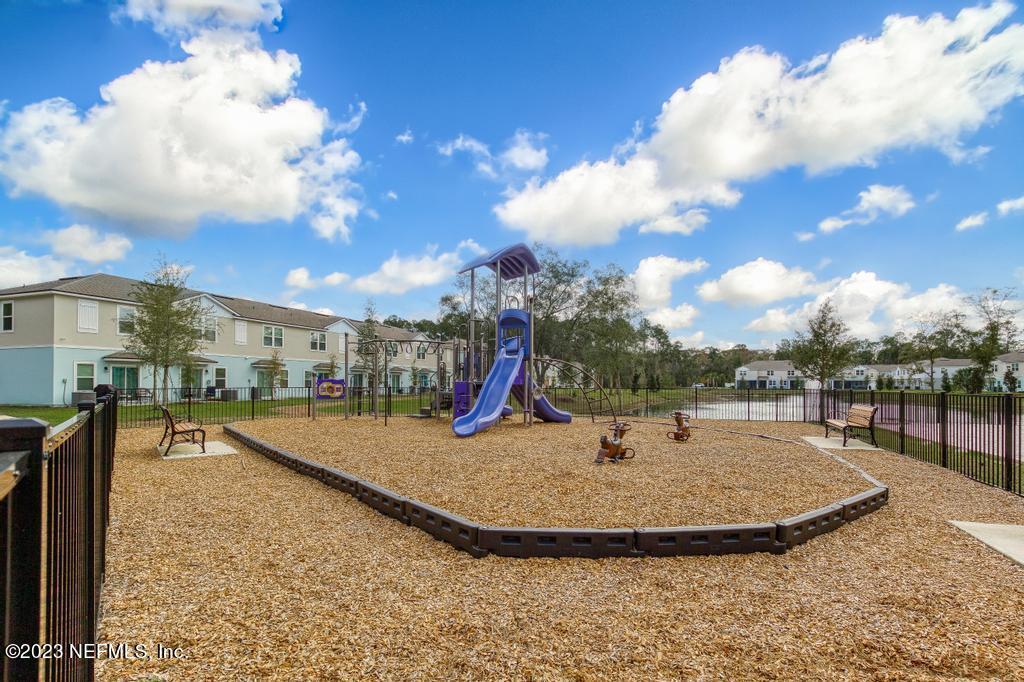 279 Talulla Trail St. Augustine, FL 32095 - Photo 38 of 52 a view of a entertaining space