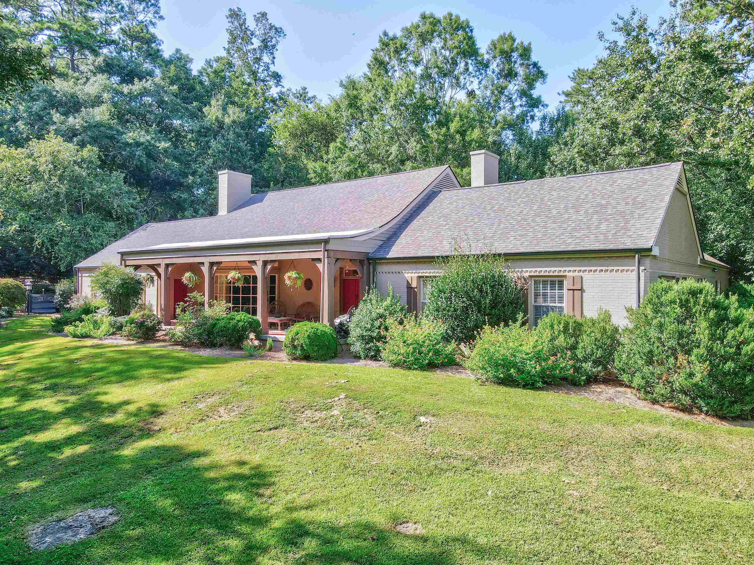 18 Horseleg Creek Rd Southwest  