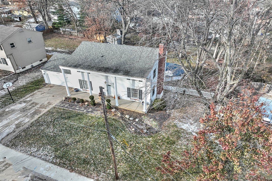 46 Woodhill Court Decatur, IL 62521 - Photo 2 of 32 a view of a house with a yard
