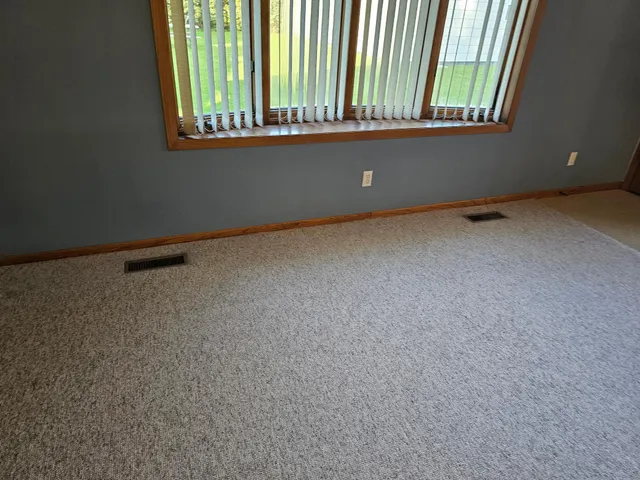 $179,900 | 909 Bradford Avenue, Argyle, MN 56713