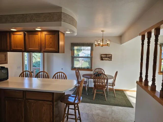 $179,900 | 909 Bradford Avenue, Argyle, MN 56713