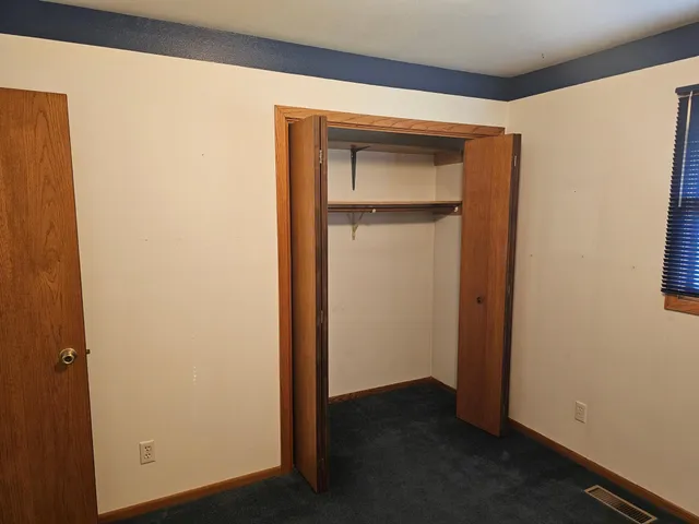 $179,900 | 909 Bradford Avenue, Argyle, MN 56713