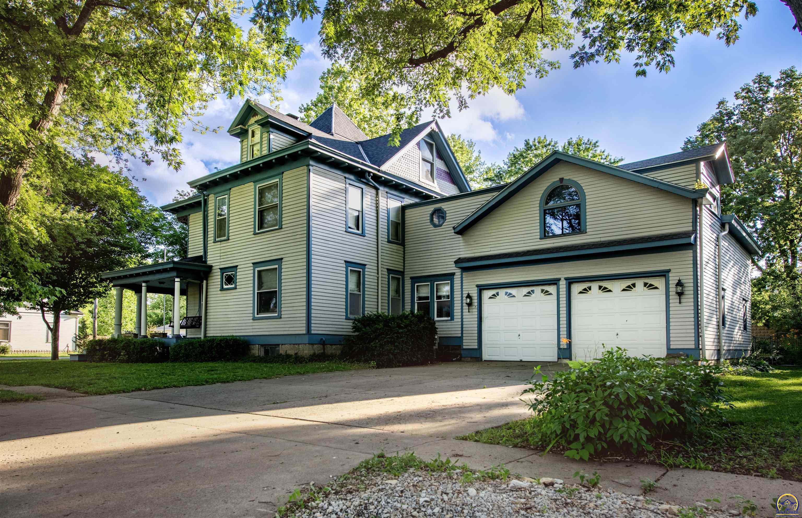 401 North Cedar Street Overbrook, KS 66524 - Photo 2 of 75