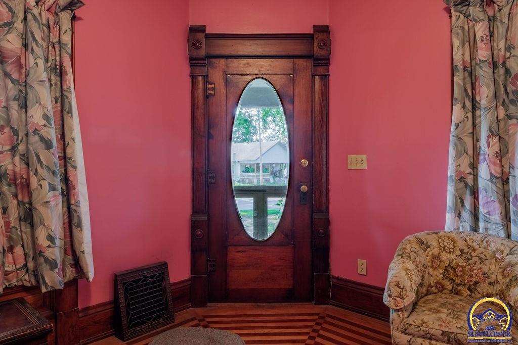 401 North Cedar Street Overbrook, KS 66524 - Photo 10 of 75