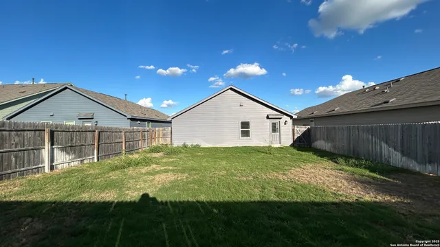 $1,395 | 9711 Mill Path, San Antonio, TX 78254