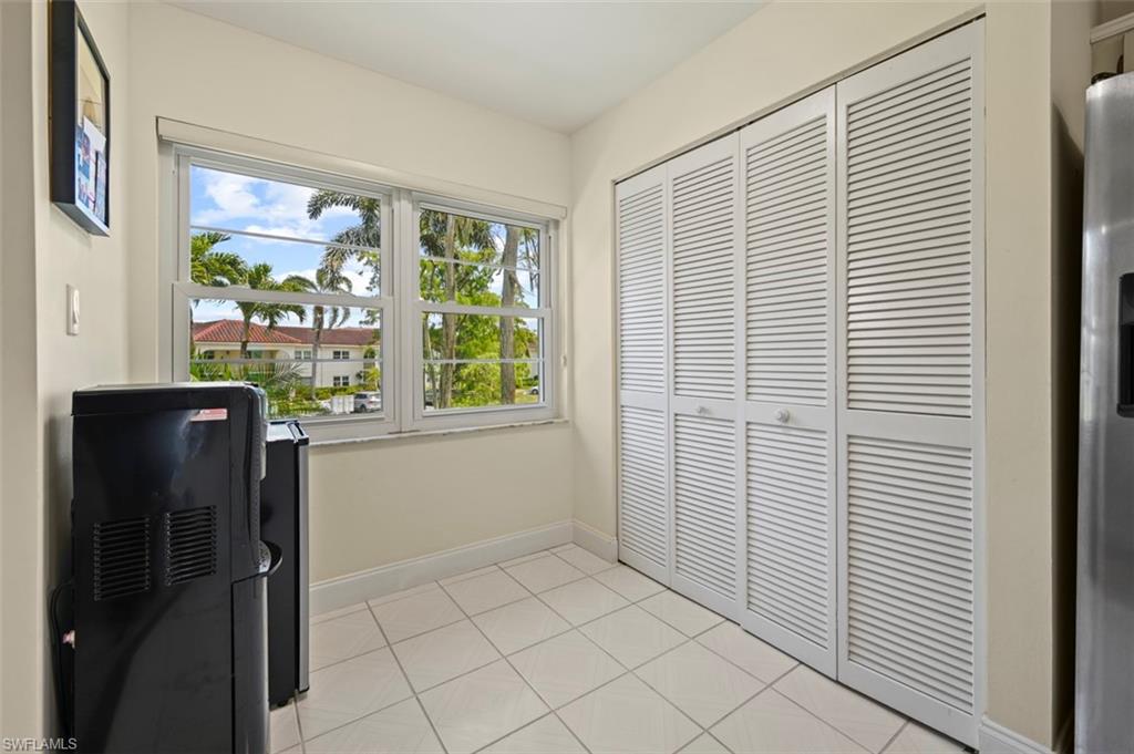 1055 Forest Lakes Drive, Unit E210 Naples, FL 34105 - Photo 10 of 30