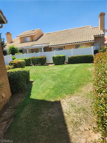 a view of a large garden with plants