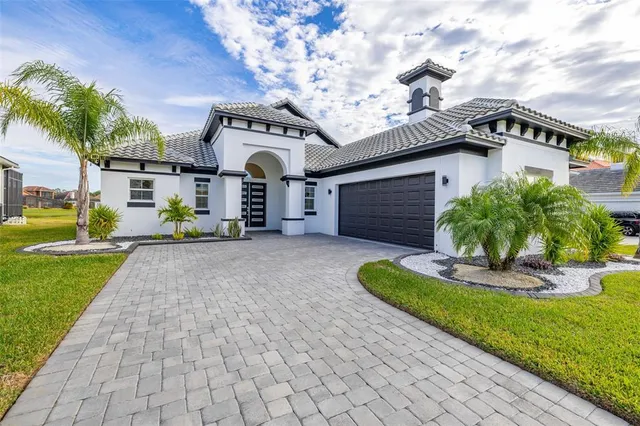 $649,900 | 2592 Heritage Green Avenue, Davenport, FL 33837