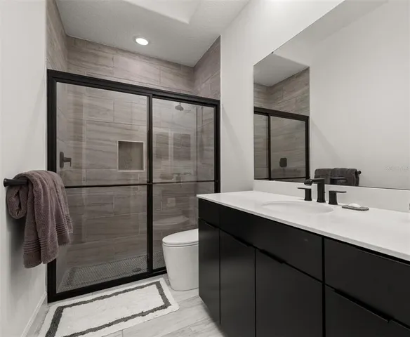 $649,900 | 2592 Heritage Green Avenue, Davenport, FL 33837