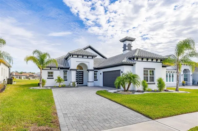 $649,900 | 2592 Heritage Green Avenue, Davenport, FL 33837
