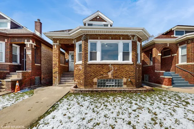 $329,900 | 7540 South Winchester Avenue, Chicago, IL 60620