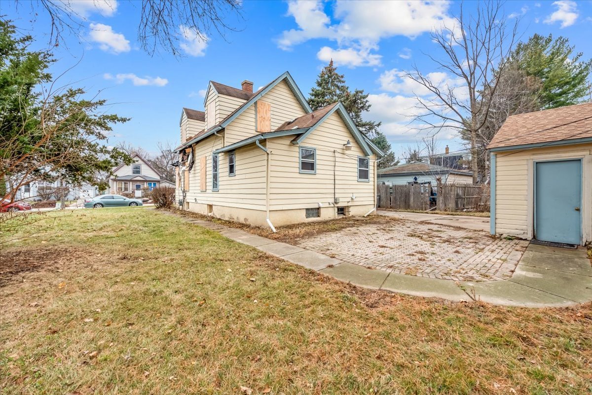 412 Jay Street Elgin, IL 60120 - Photo 24 of 25