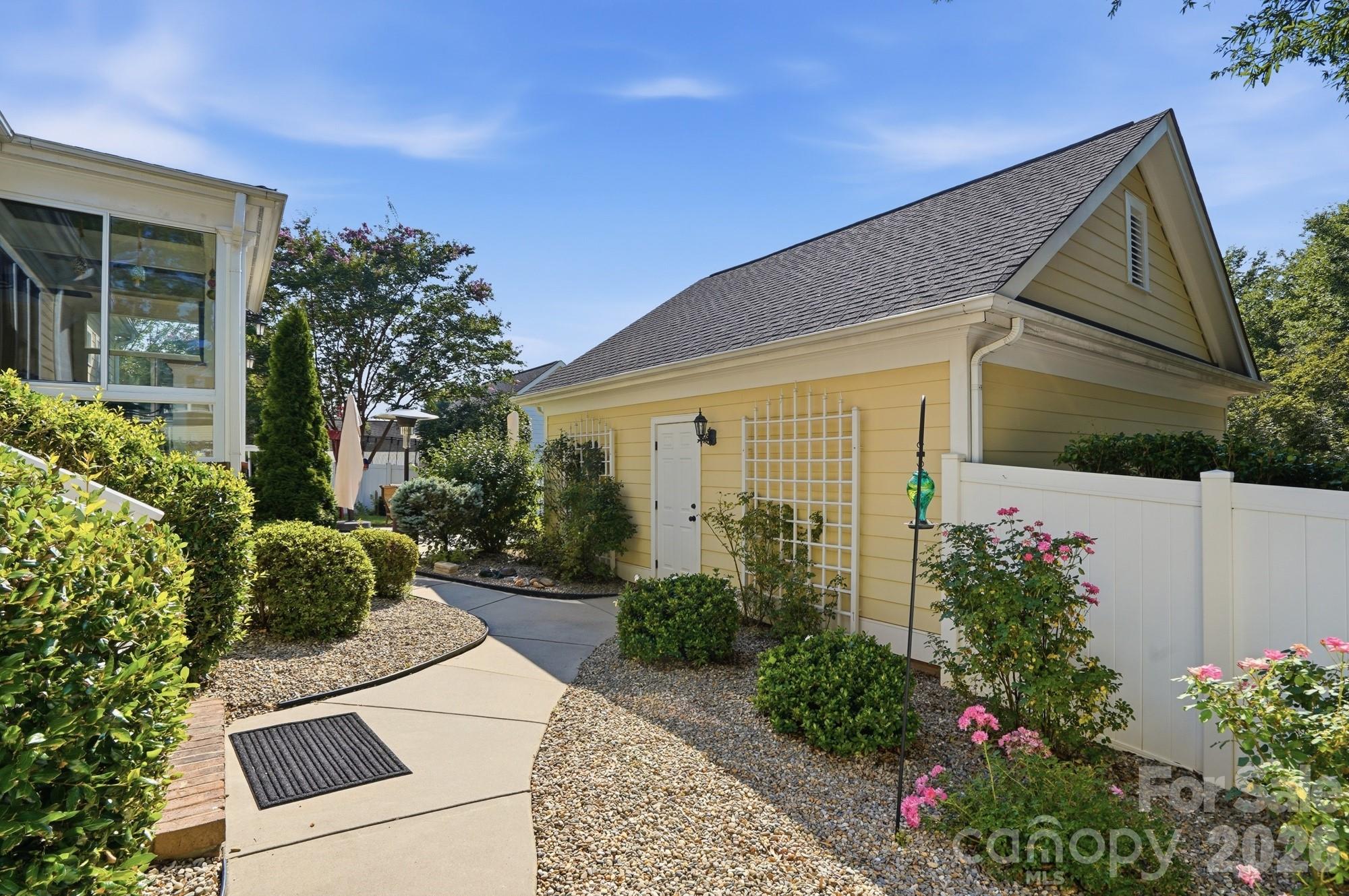 4341 Birkshire Heights Fort Mill, SC 29708 - Photo 4 of 48
