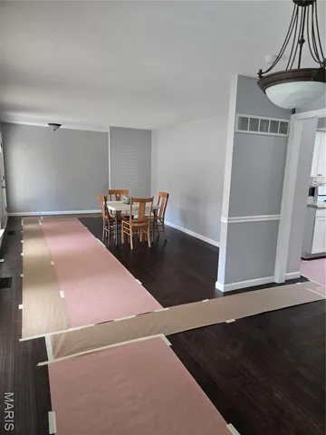 $2,500 | 1145 Mackinac Drive, St. Louis, MO 63146