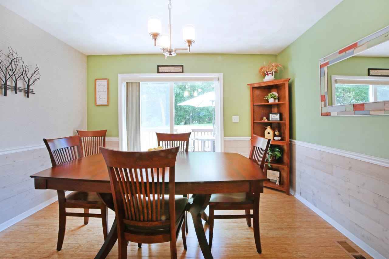 8 Royal Lane, Unit 22 Raymond, NH 03077 - Photo 15 of 60