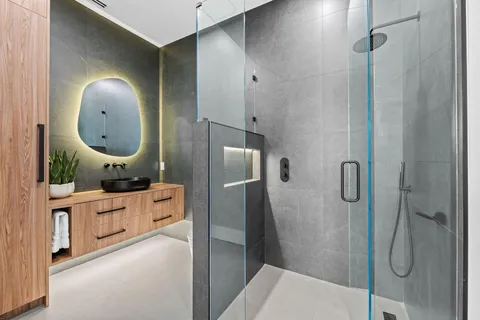 $4,975,000 | 2625 Northeast 29th Court, Fort Lauderdale, FL 33306