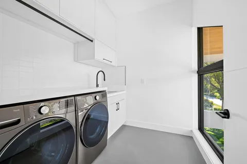 $4,975,000 | 2625 Northeast 29th Court, Fort Lauderdale, FL 33306