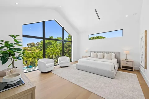 $4,975,000 | 2625 Northeast 29th Court, Fort Lauderdale, FL 33306