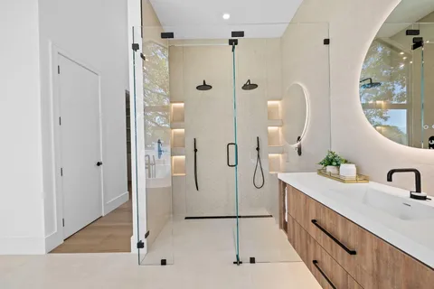 $4,975,000 | 2625 Northeast 29th Court, Fort Lauderdale, FL 33306