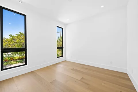 $4,975,000 | 2625 Northeast 29th Court, Fort Lauderdale, FL 33306