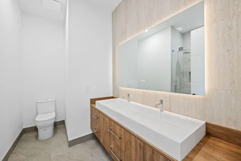 $4,975,000 | 2625 Northeast 29th Court, Fort Lauderdale, FL 33306