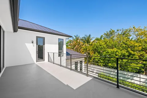 $4,975,000 | 2625 Northeast 29th Court, Fort Lauderdale, FL 33306