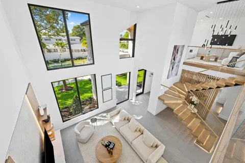 $4,975,000 | 2625 Northeast 29th Court, Fort Lauderdale, FL 33306