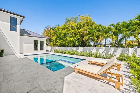 $4,975,000 | 2625 Northeast 29th Court, Fort Lauderdale, FL 33306