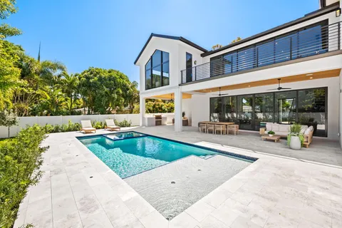 $4,975,000 | 2625 Northeast 29th Court, Fort Lauderdale, FL 33306