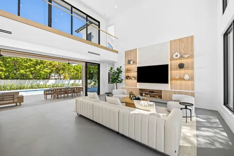 $4,975,000 | 2625 Northeast 29th Court, Fort Lauderdale, FL 33306