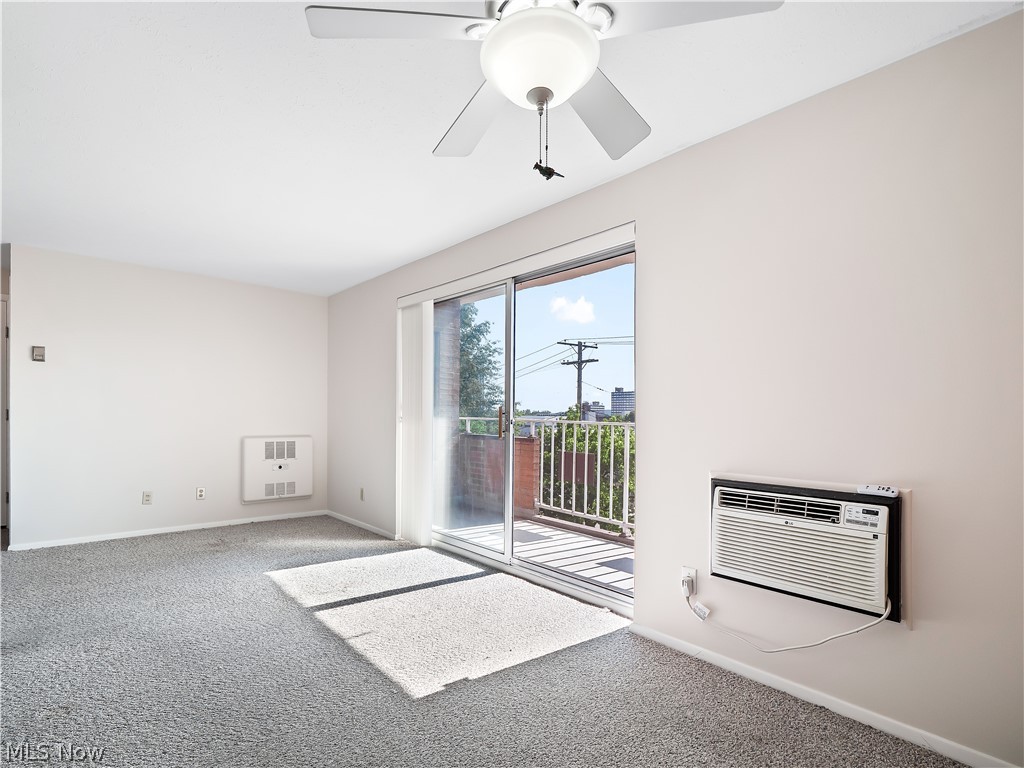 1480 Warren Road, Unit 302 Lakewood, OH 44107 - Photo 18 of 32