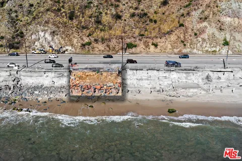 a view of ocean view