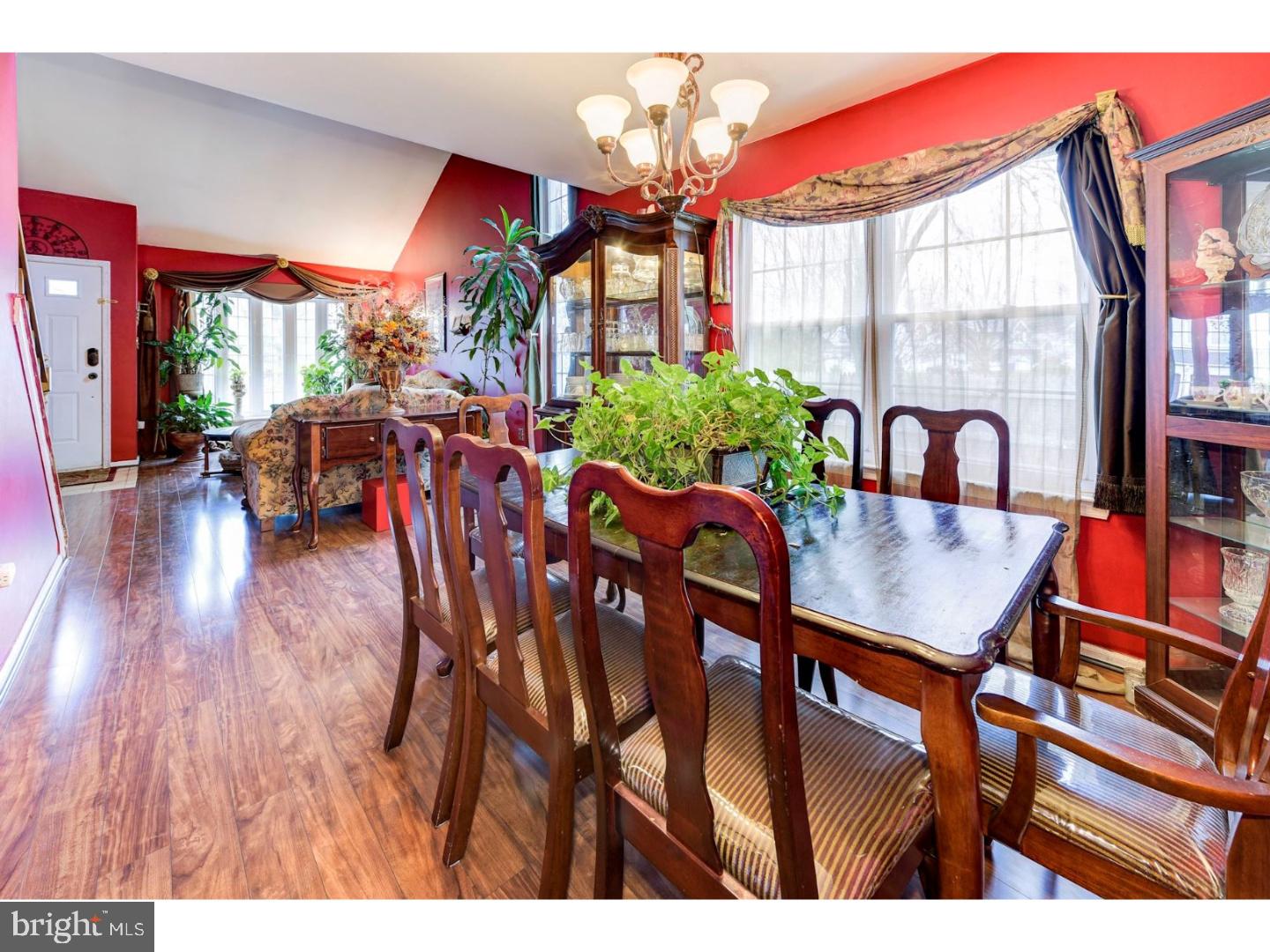 74 Ridgewood Way Burlington Township, NJ 08016 - Photo 5 of 25 Dining Room