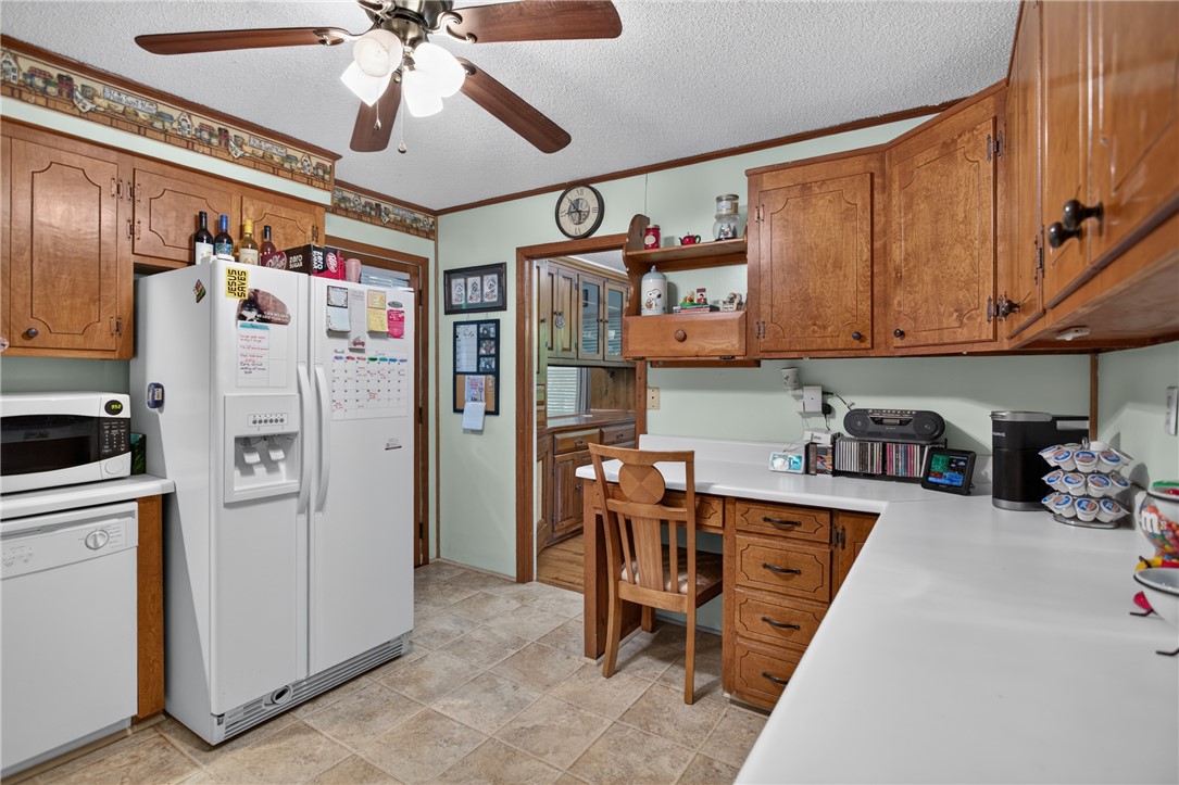 104 Laurel Lane Seneca, SC 29678 - Photo 12 of 36 A functional kitchen boasts ample cabinetry and practical counter space for everyday living.
