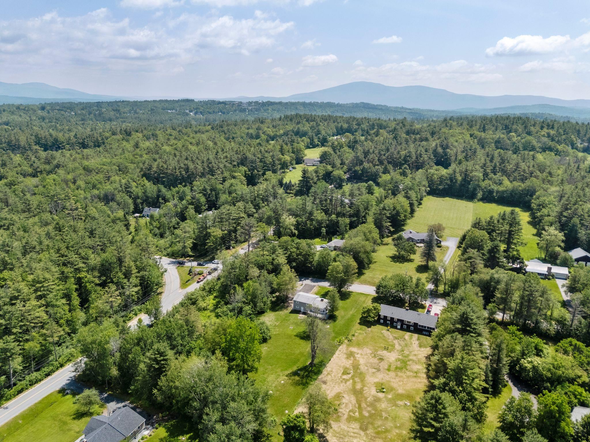 626 County Road New London, NH 03257 - Photo 7 of 47