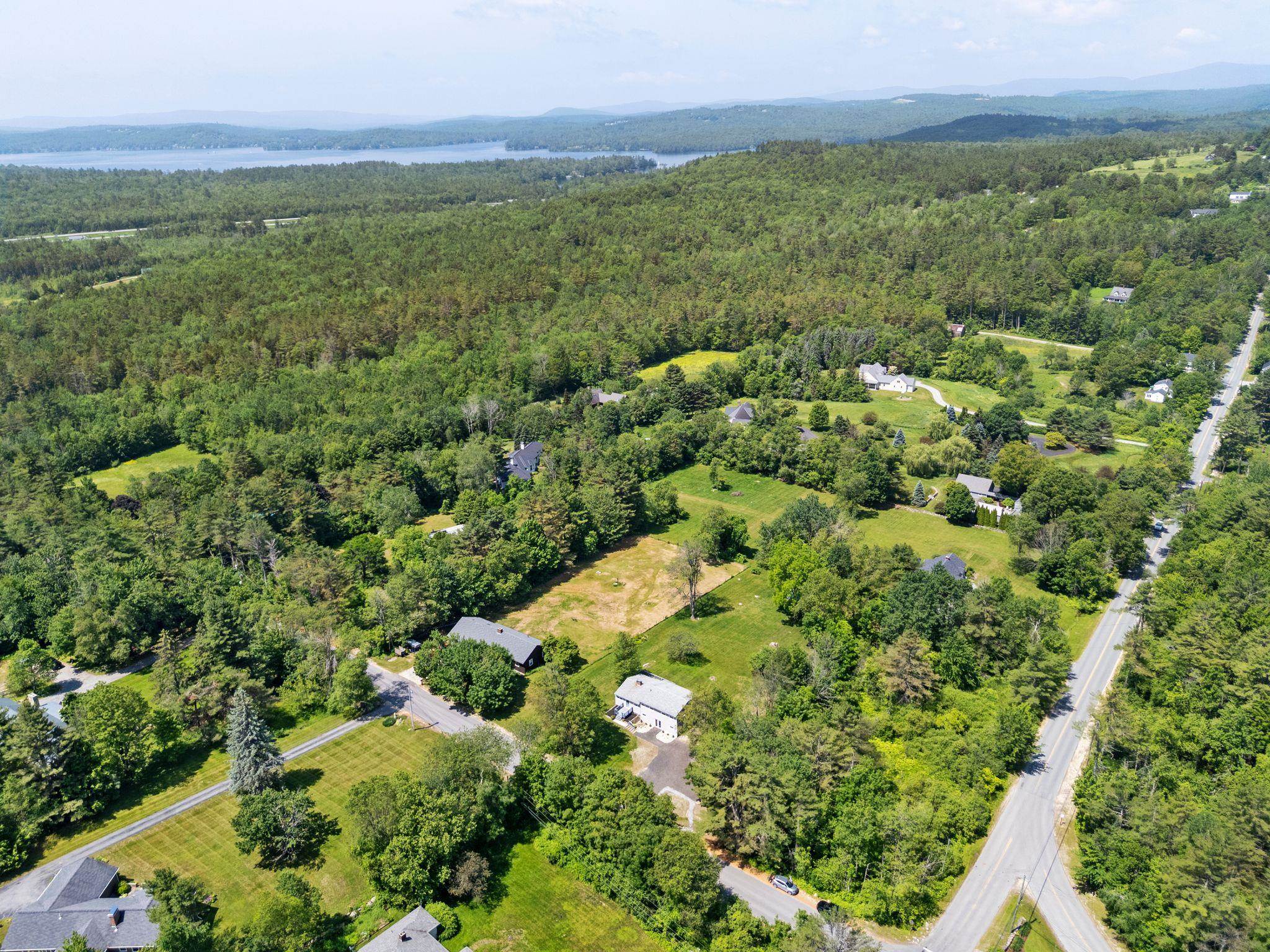 626 County Road New London, NH 03257 - Photo 8 of 47
