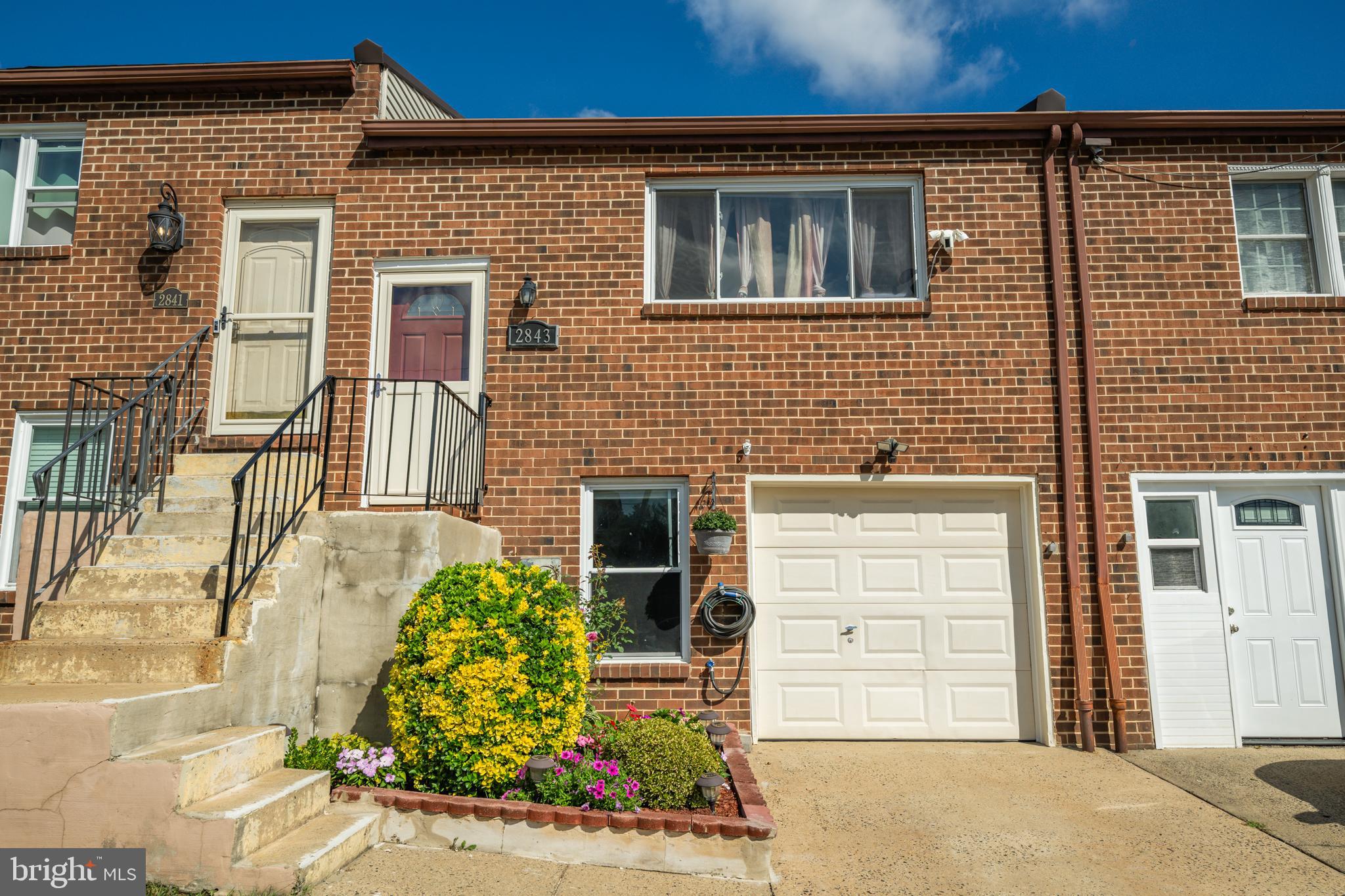 2843 Woodbridge Road Philadelphia, PA 19114 - Photo 1 of 29 Gallery Image 1