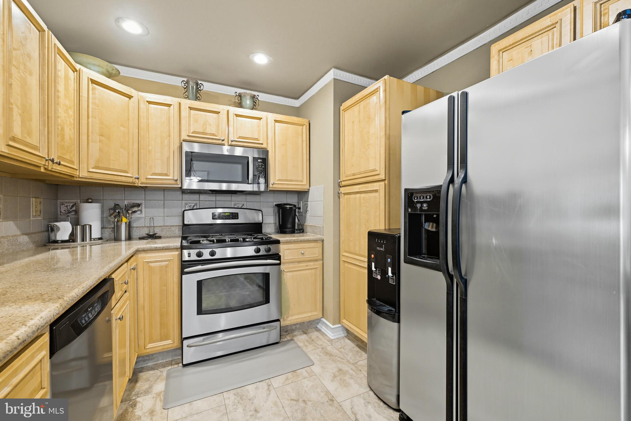 2843 Woodbridge Road Philadelphia, PA 19114 - Photo 11 of 29 Gallery Image 11