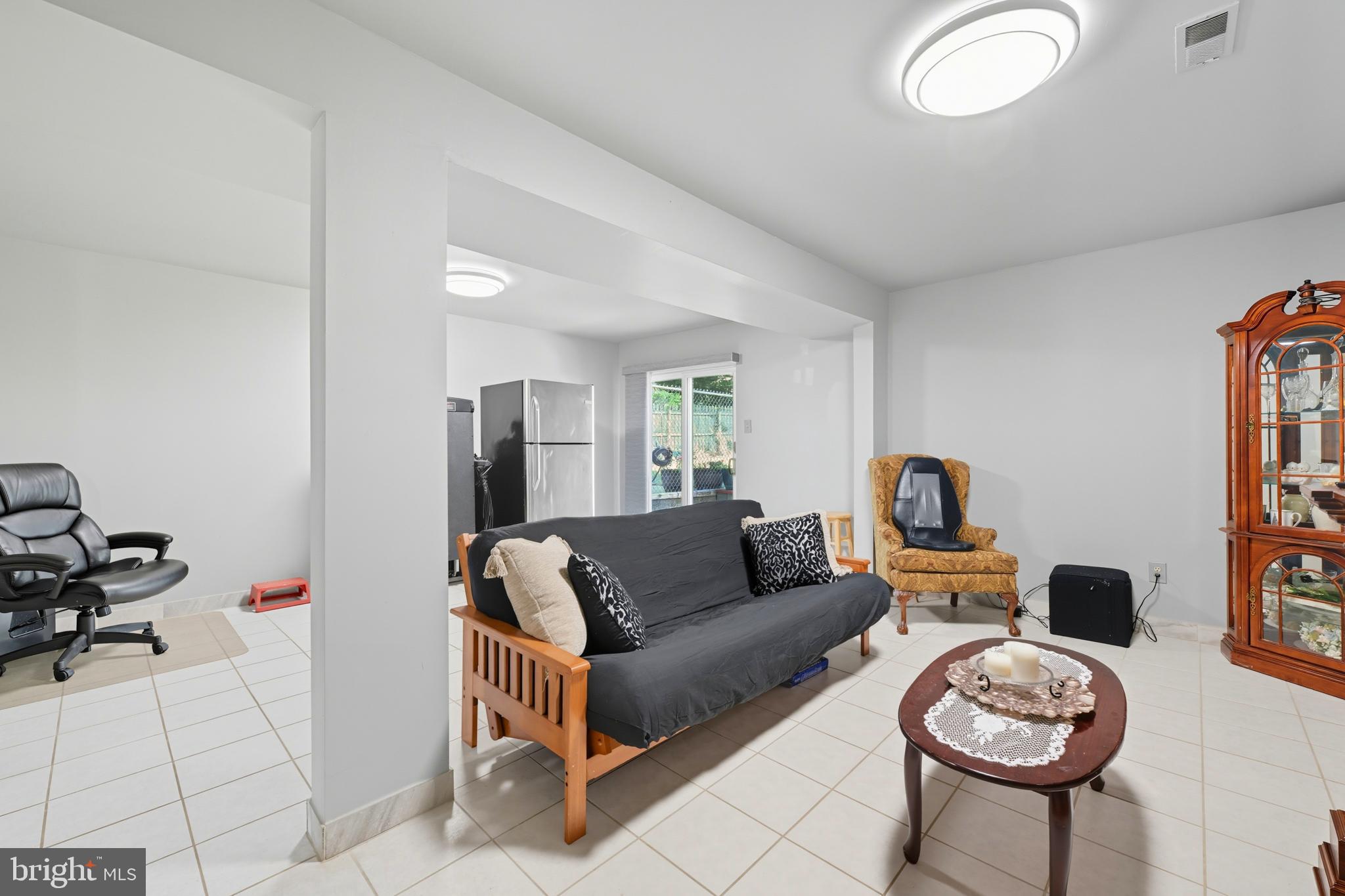 2843 Woodbridge Road Philadelphia, PA 19114 - Photo 19 of 29 Gallery Image 19