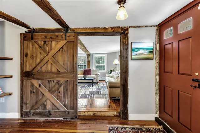 $799,000 | 203 County Road, Buzzards Bay, MA 02532